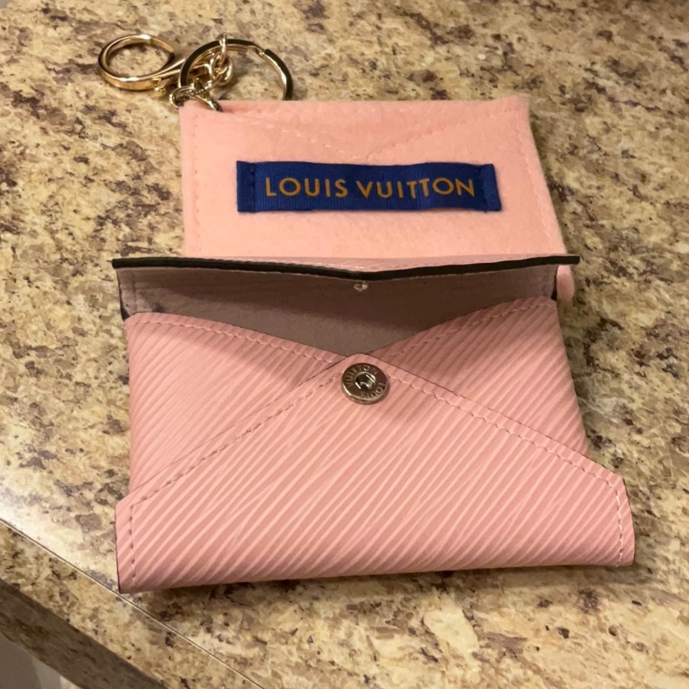 Louis Vuitton Pink Kirigami, keychain, credit card holder